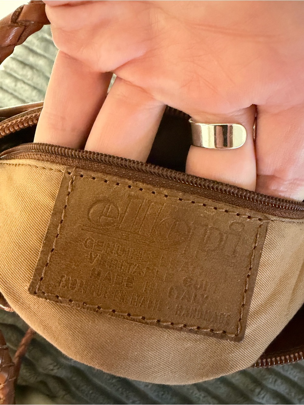 Vintage Italian Leather Purse - Picture 9 of 9
